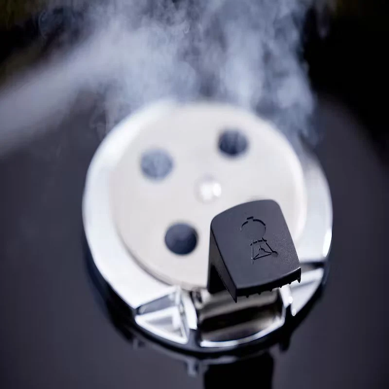 Summit Kamado S6 Charcoal Grill Centre - Image 4